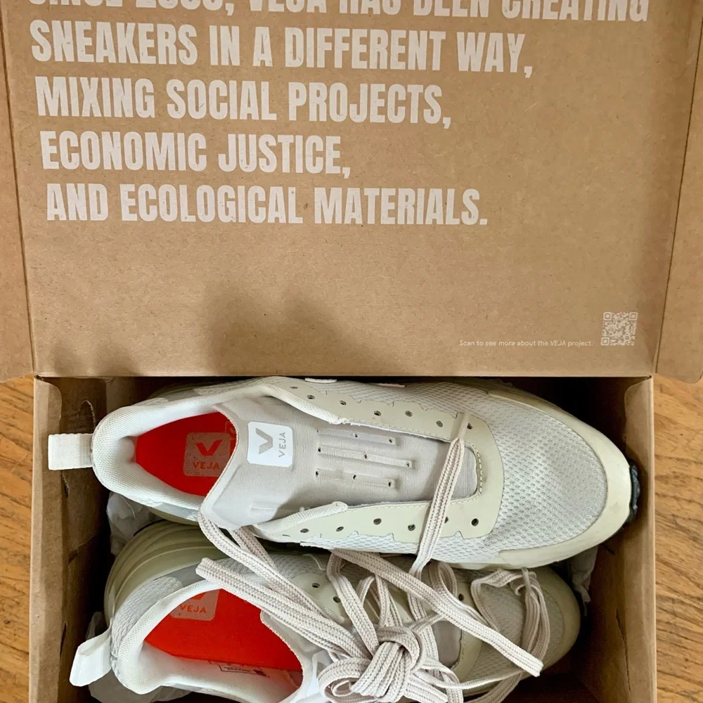 Veja Dekkan Alveomesh Sneaker, Women’s Size 8, Natural with White 🤍 - Picture 13 of 13